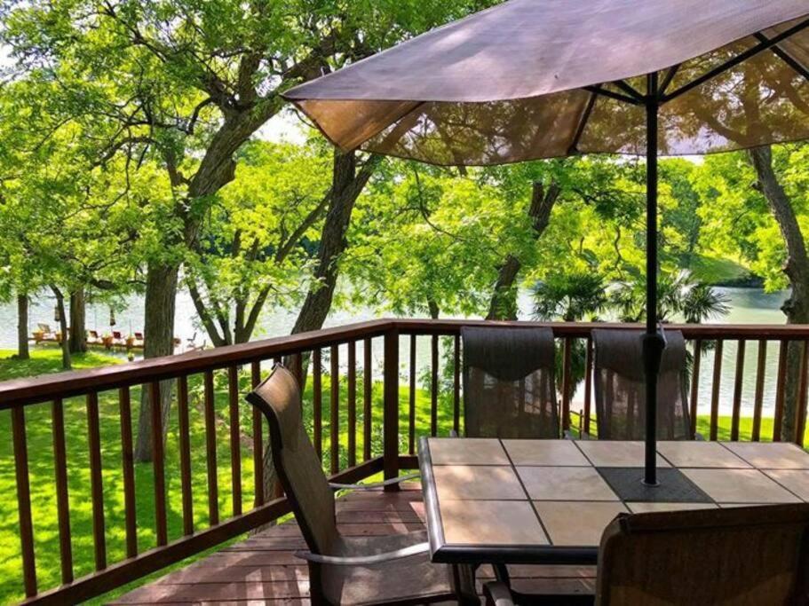 The River Haven - Sleeps 32 - On Guadalupe River Seguin Dış mekan fotoğraf